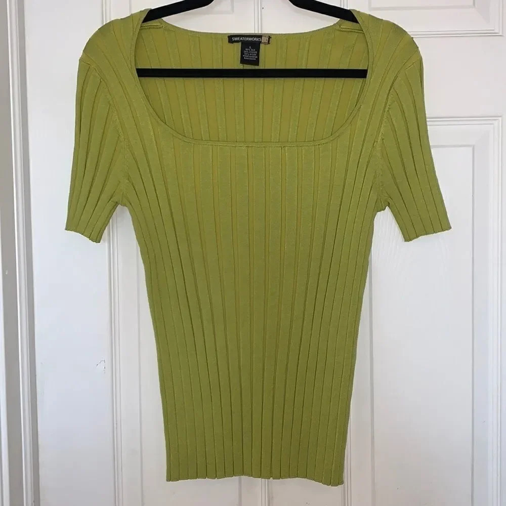 Vintage Sweaterworks ribbed U neck top